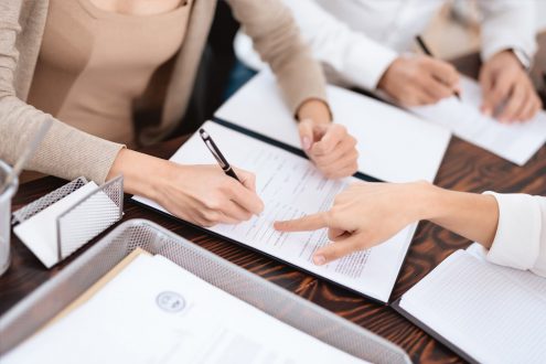 Property division lawyer explaining Ontario separation options in Etobicoke